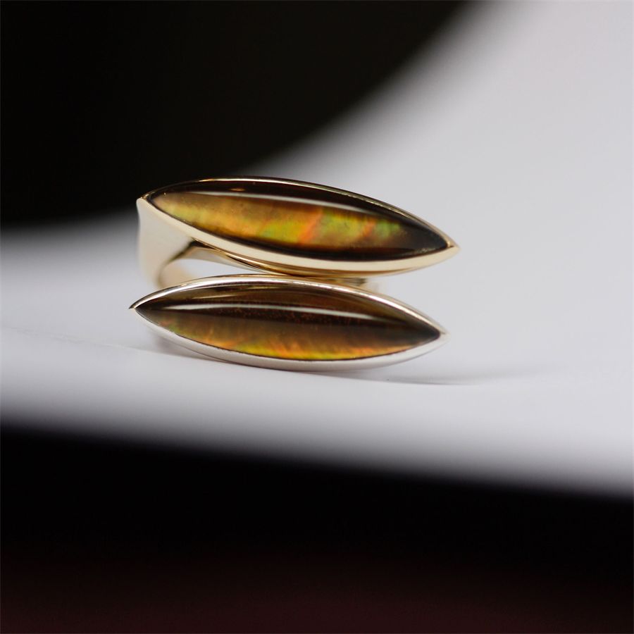 Anello in bronzo con navetta color cognac AURUM | AN1 NAV BROQRZ COGNAC
